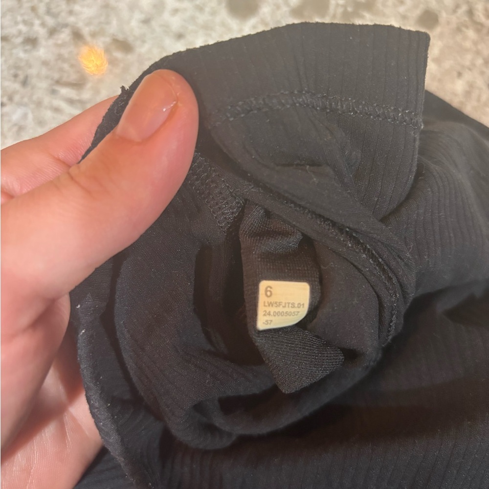 Lululemon black ribbed align Leggings - Picture 2 of 3
